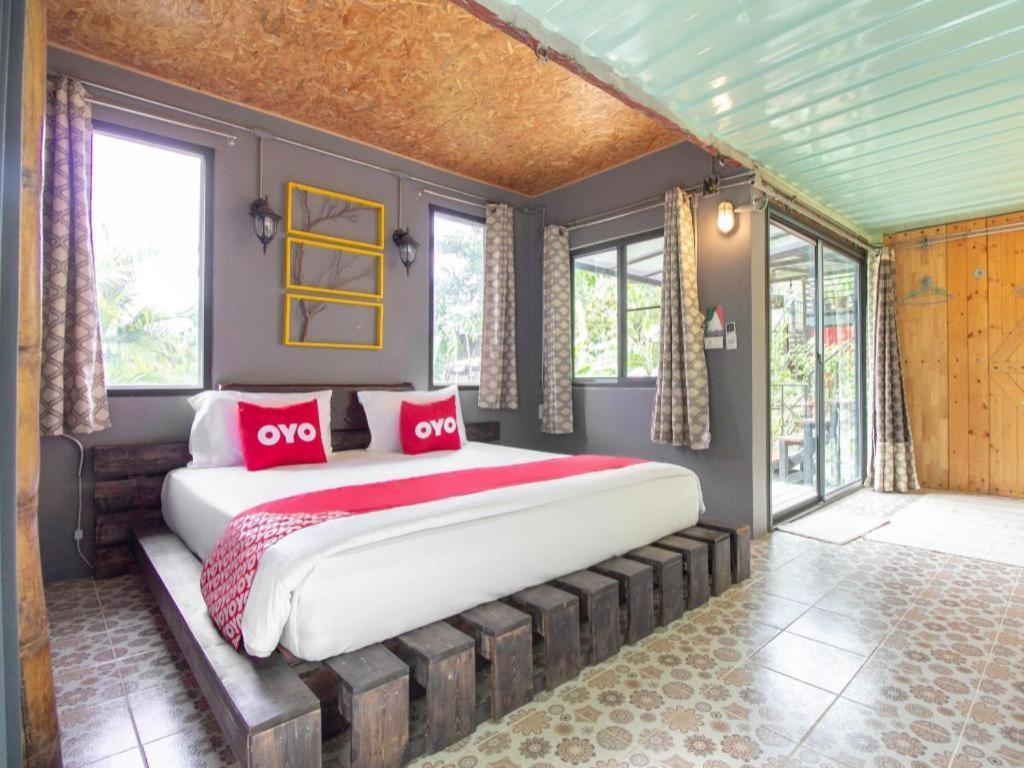 Hotel OYO 999 Baan Pak Rom Ruen HHQ Exteriér fotografie